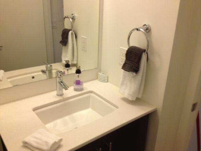 Square One Fully Furnished Suite Mississauga Exterior foto